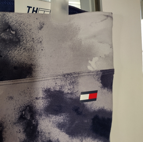 #0361 XL (Tag 1X runs small) NWT TOMMY HILFIGER Blue/Wht Tie Dye Jersey Leggings - Picture 3 of 16